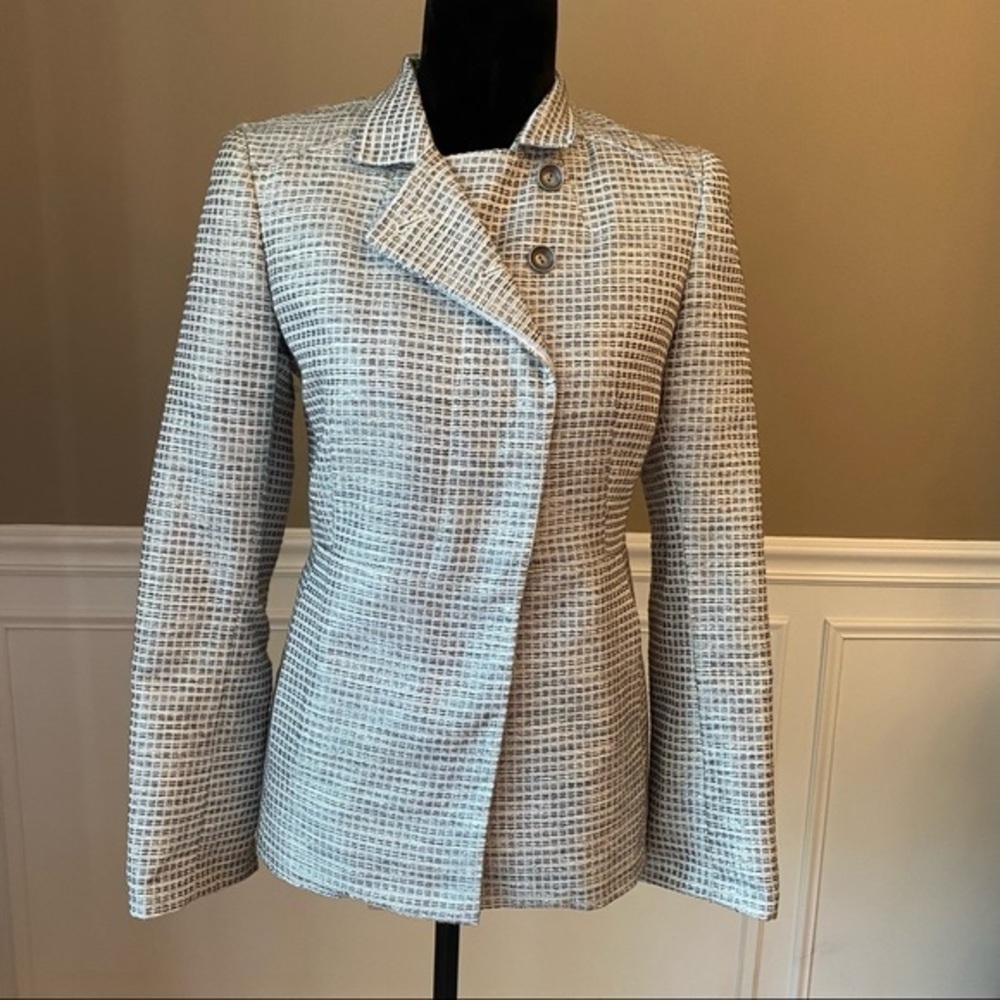 - CARLISLE Small US 2 Gray & White Hidden Button